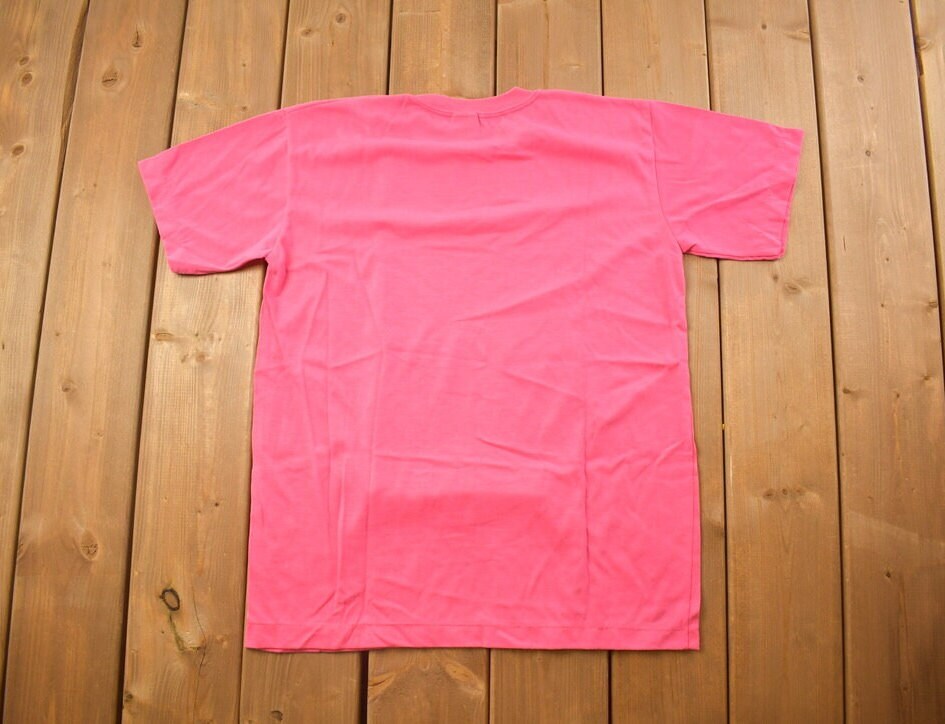 Vintage 1970s Deadstock Unique Blank Pink T Shirt / Vintage T Shirt / Made In Canada / True Vintage / Vintage Blanks / 70s