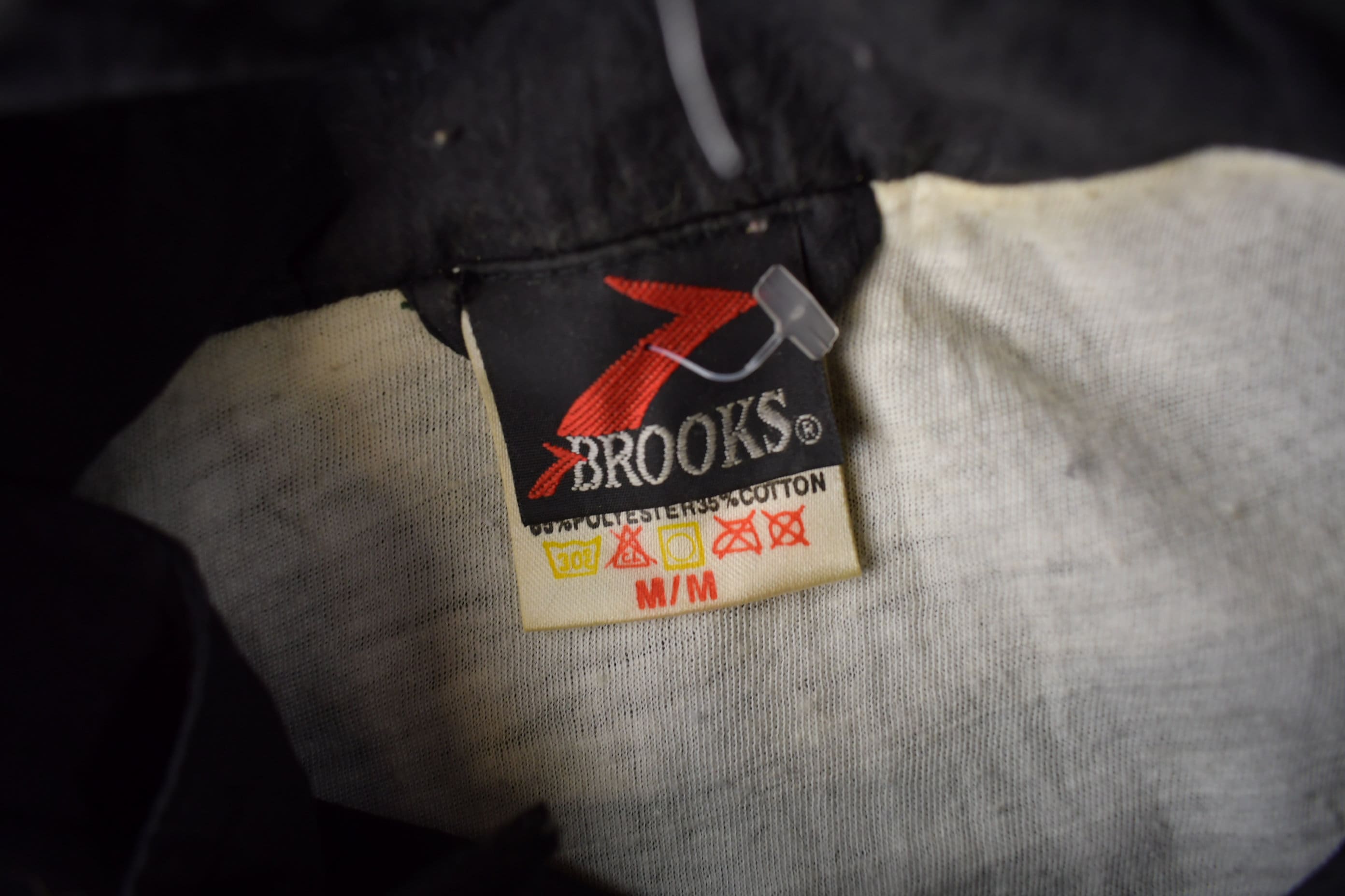 Vintage 1990s Brooks Jogging Windbreaker Jacket Size M