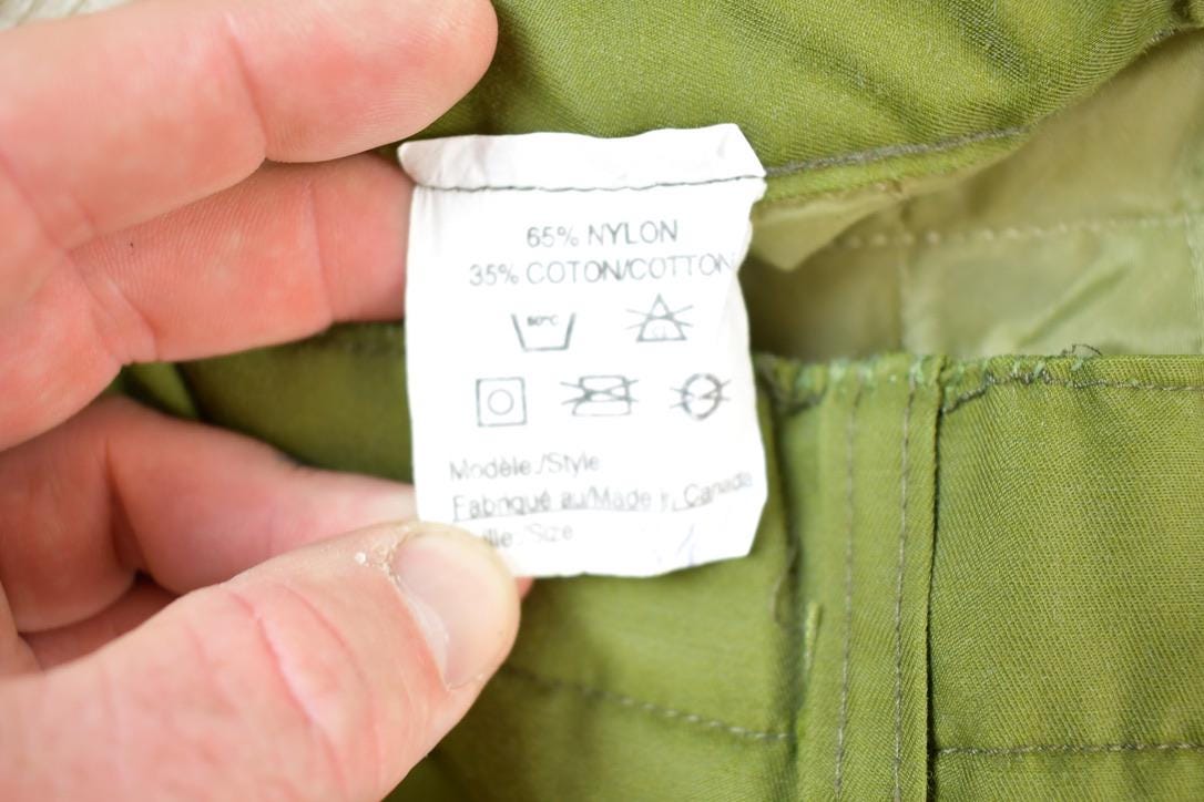 Vintage 1990s Army Nylon Cargo Pants Size 38 x 28 / Streetwear / Army Pants / Military Pant's / Vintage Cargos / Made In