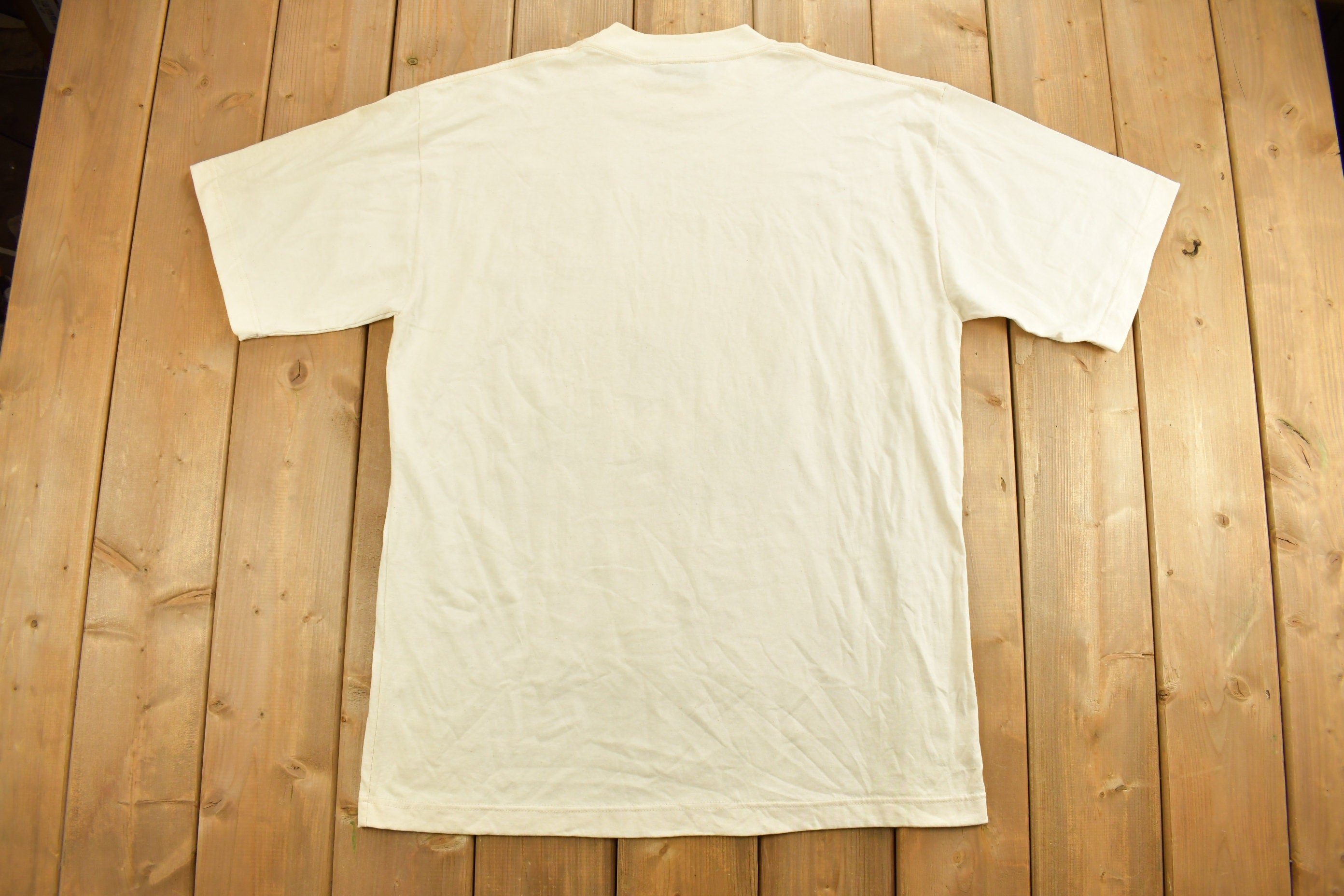 Vintage 1990s American Eagle Outfitters Sunflower Graphic T Shirt