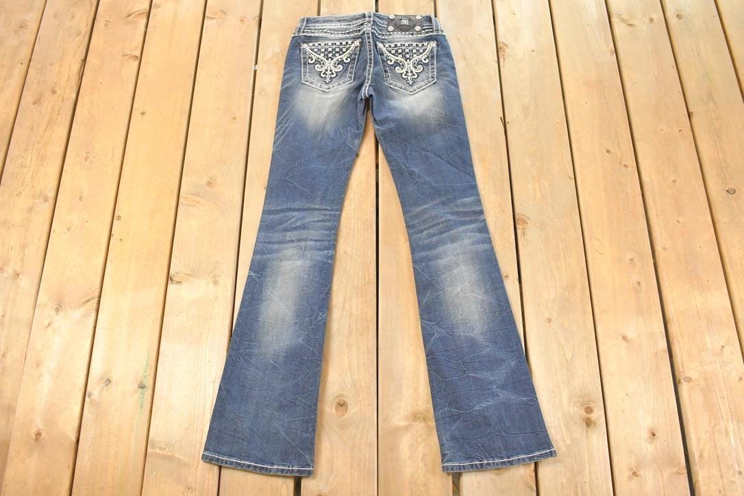 Vintage Deadstock Y2K Miss Me Bedazzled Low Rise Jeans Women's Size 26x31