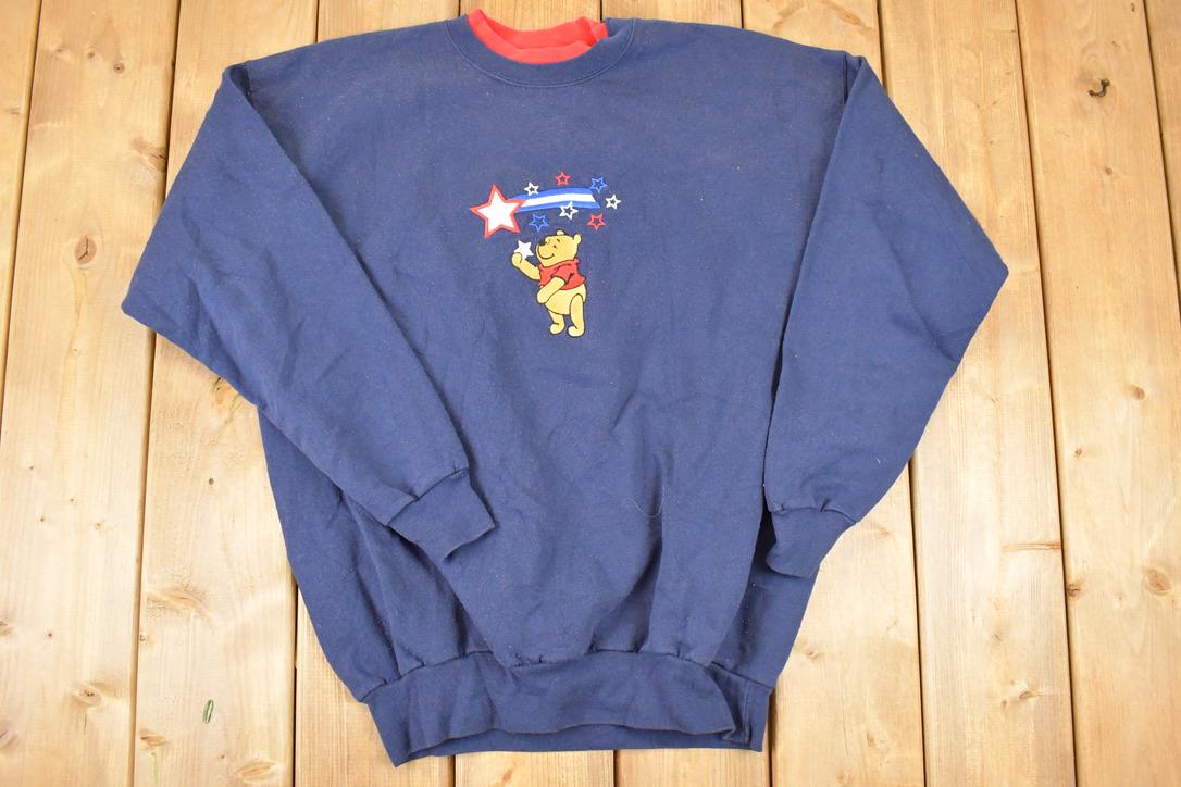 Vintage 1990s Winnie The Pooh Embroidered Double Collar Disney Crew Neck Sweater Men's L