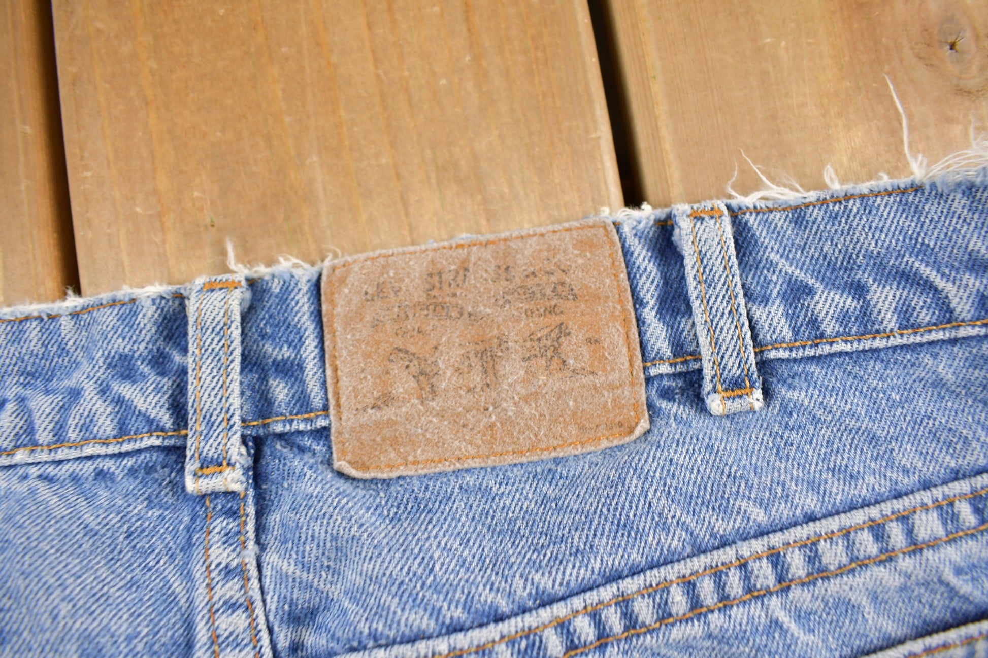 Vintage 1970s Levi's Orange Tab Denim Jeans Size 30 x 26