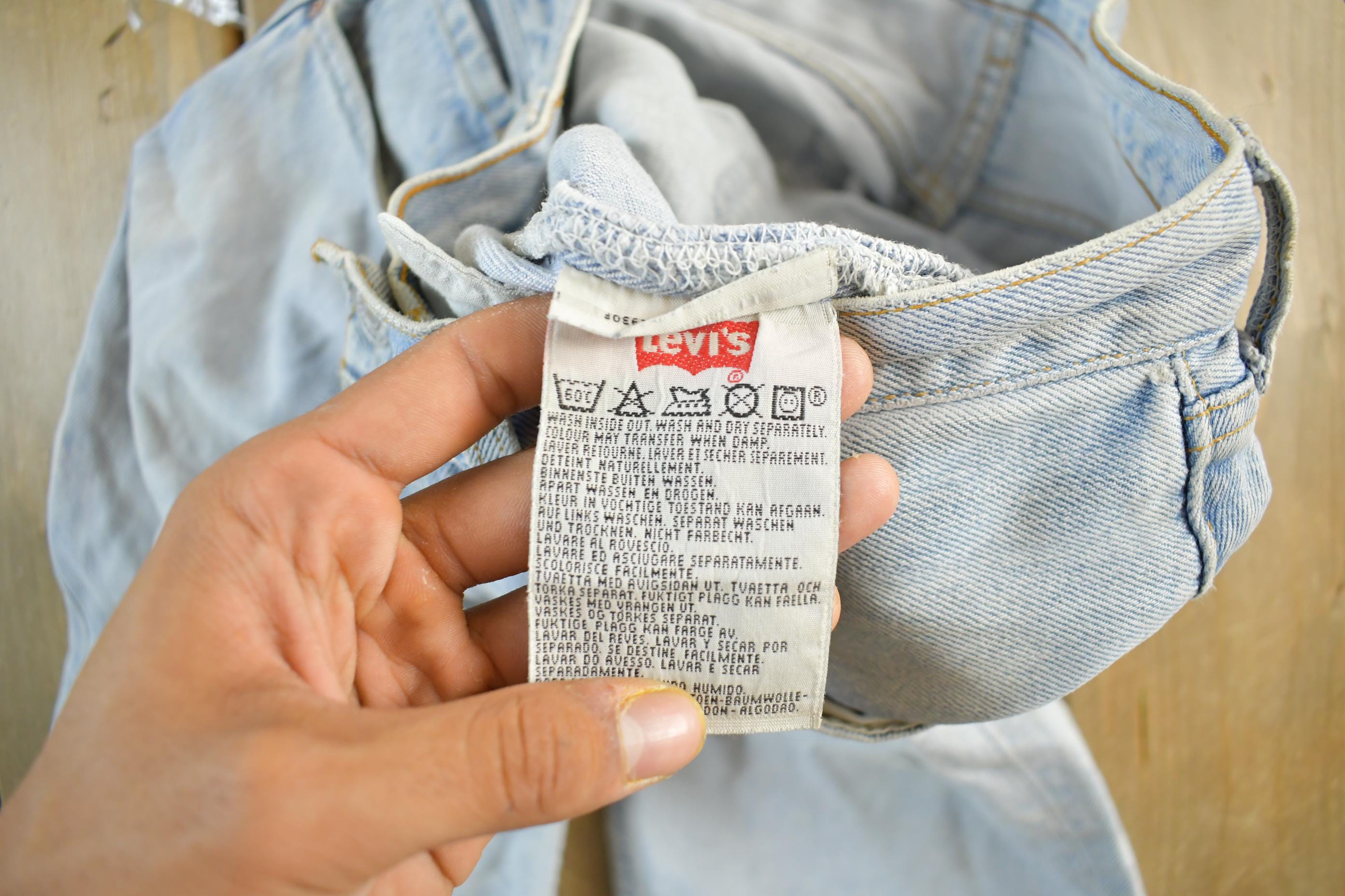 Vintage 1990s Levi's Distressed 501 Denim Jeans Size 32 x 30