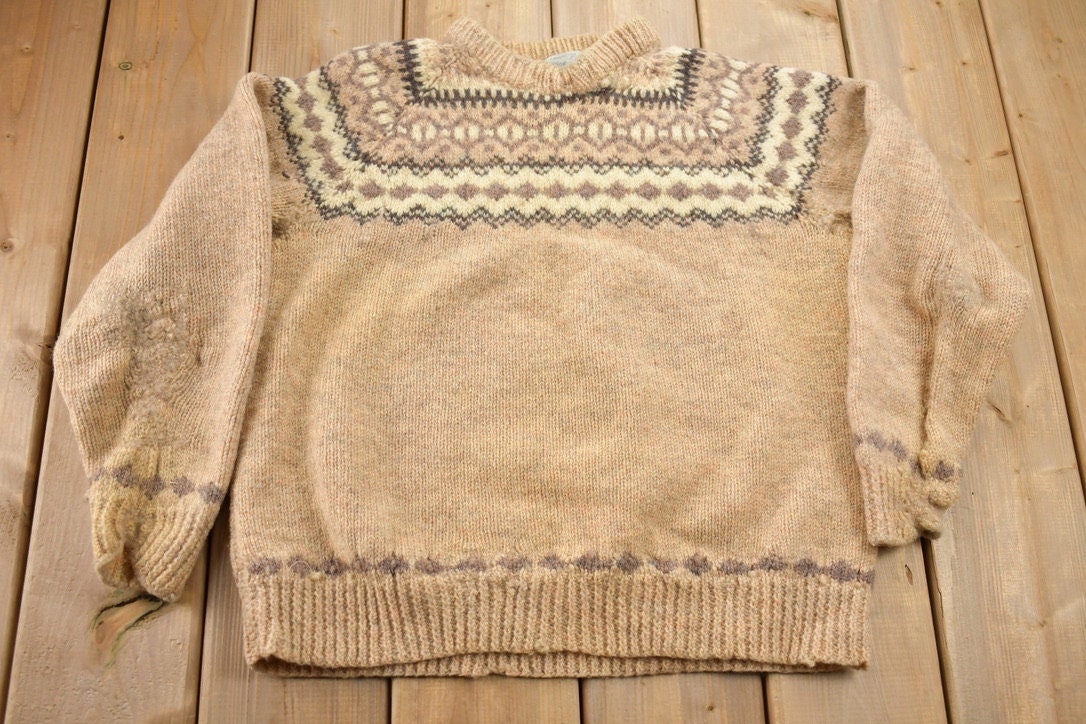 Vintage 1970s Beige Cottage Craft Knit Sweater / 100% Wool / Patterned Sweater / Button Up / Hand Knit / Made In Canada