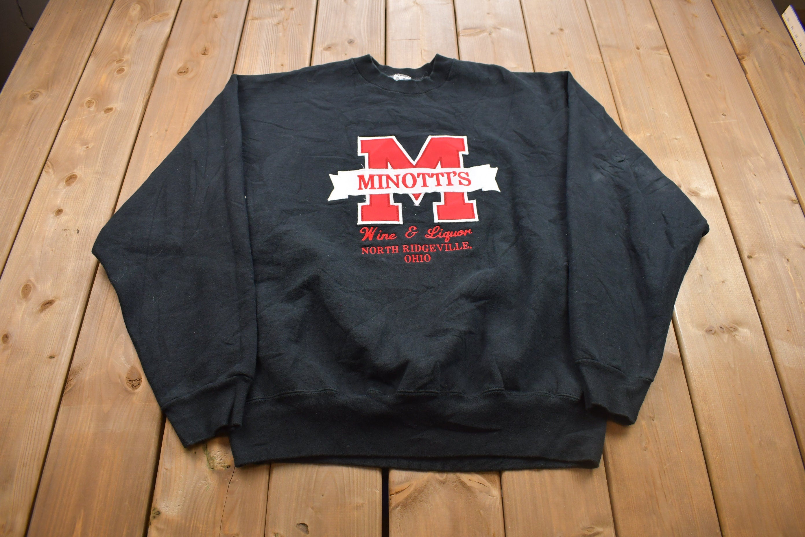 Vintage 1990s Minotti's Crewneck Sweatshirt / 90s Crewneck / Made In USA / Essential / Streetwear / 90s