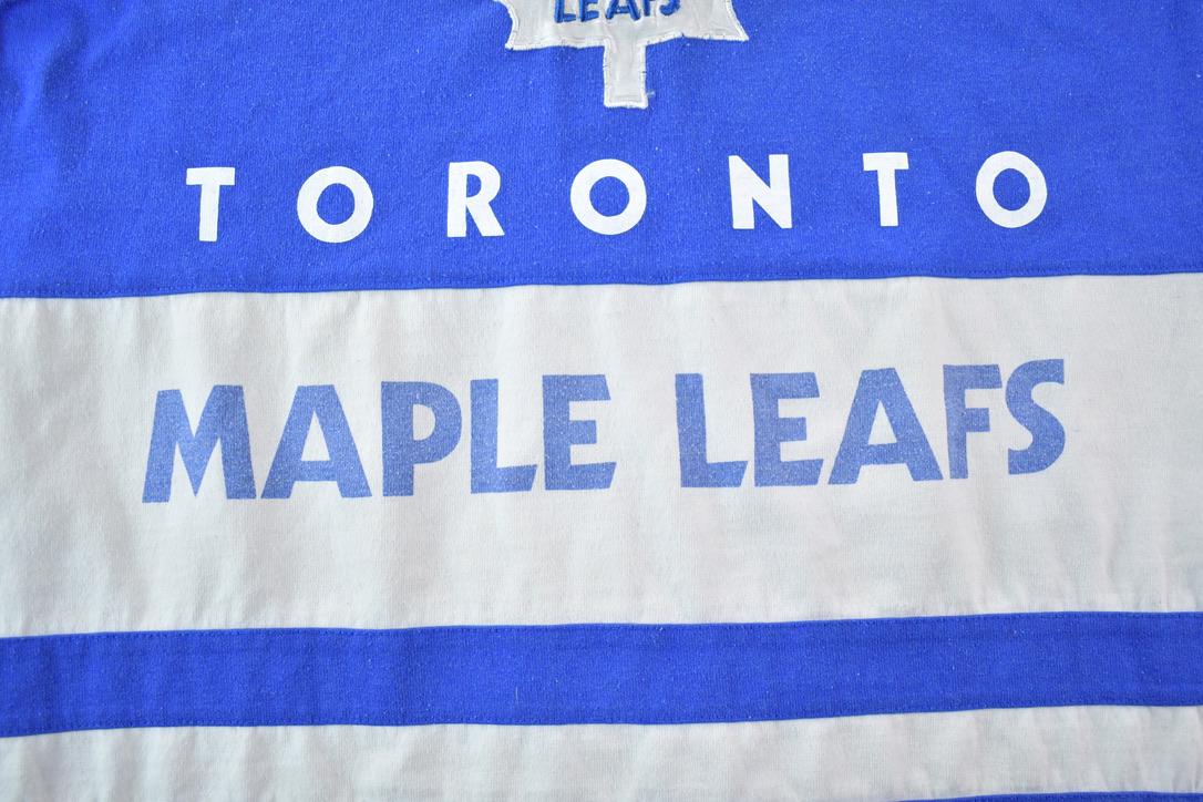 Vintage Late 80s Early 90s Starter Toronto Maple Leafs NHL Hockey Embroidered Crewneck Sweatshirt