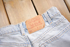 Vintage 1990s Levi's 550 Light Wash Distressed Jeans Size 30 x 30