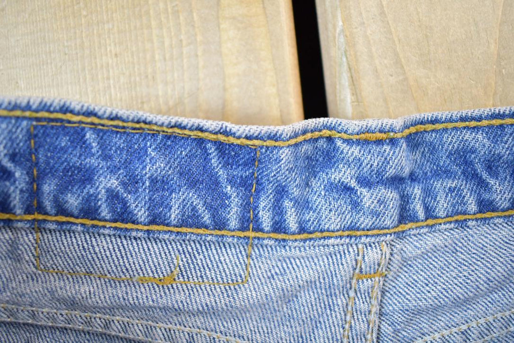 Vintage 1990s Levi Strauss Red Tab Denim Jeans Size 24 x 26