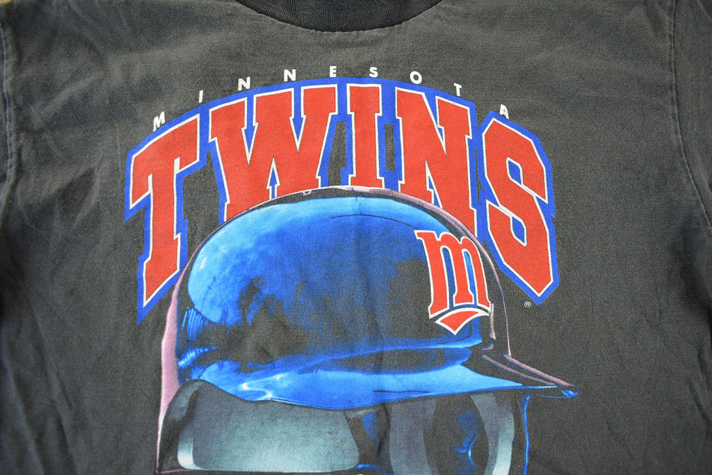 Vintage 1992 Minnesota Twins MLB Graphic T-Shirt
