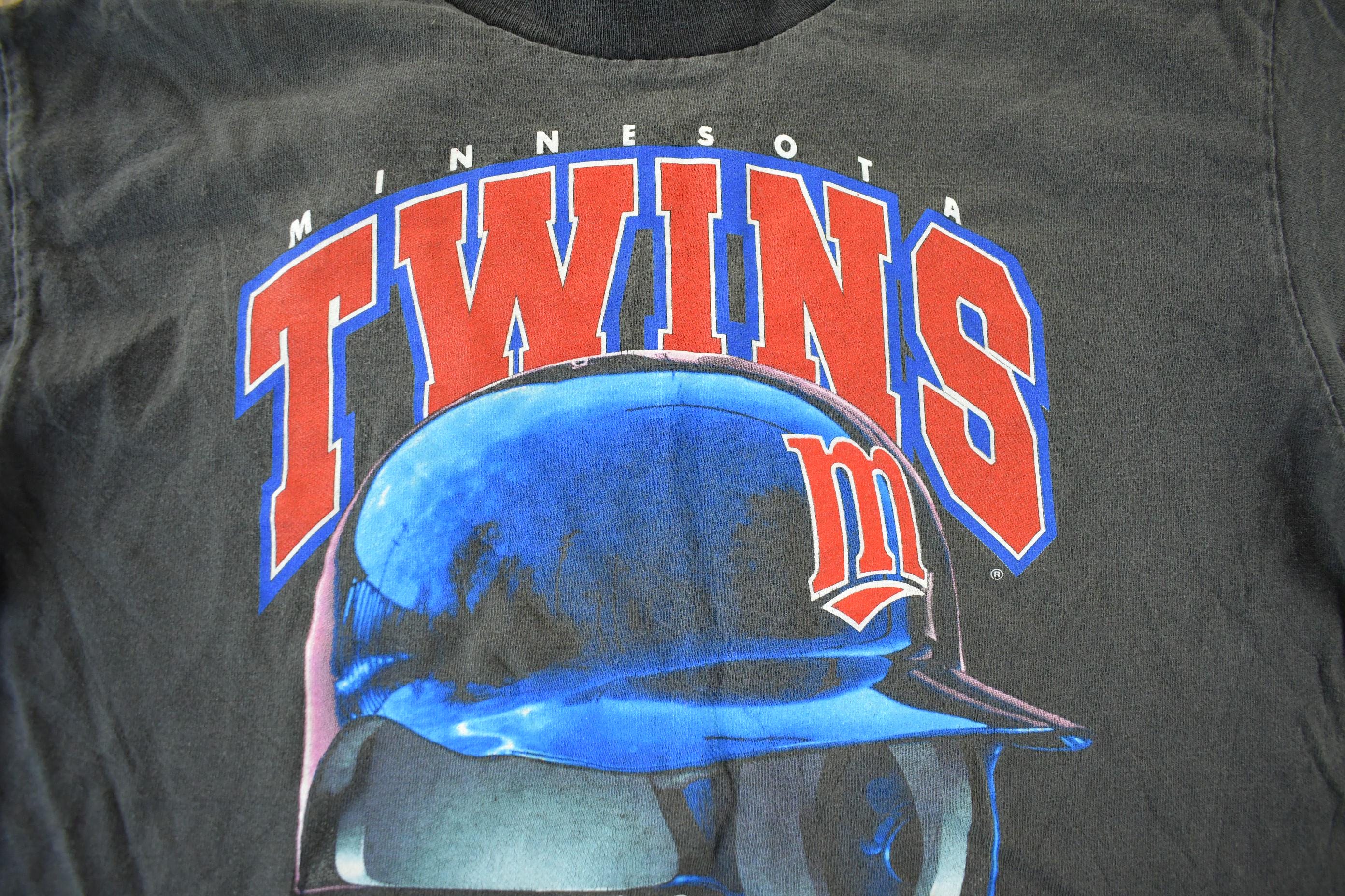 Vintage 1992 Minnesota Twins MLB Graphic T-Shirt