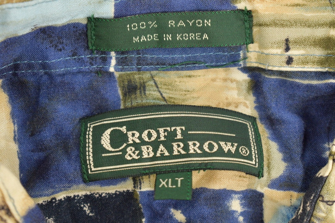 Vintage 1990s Croft & Barrow Abstract Button Up Shirt /