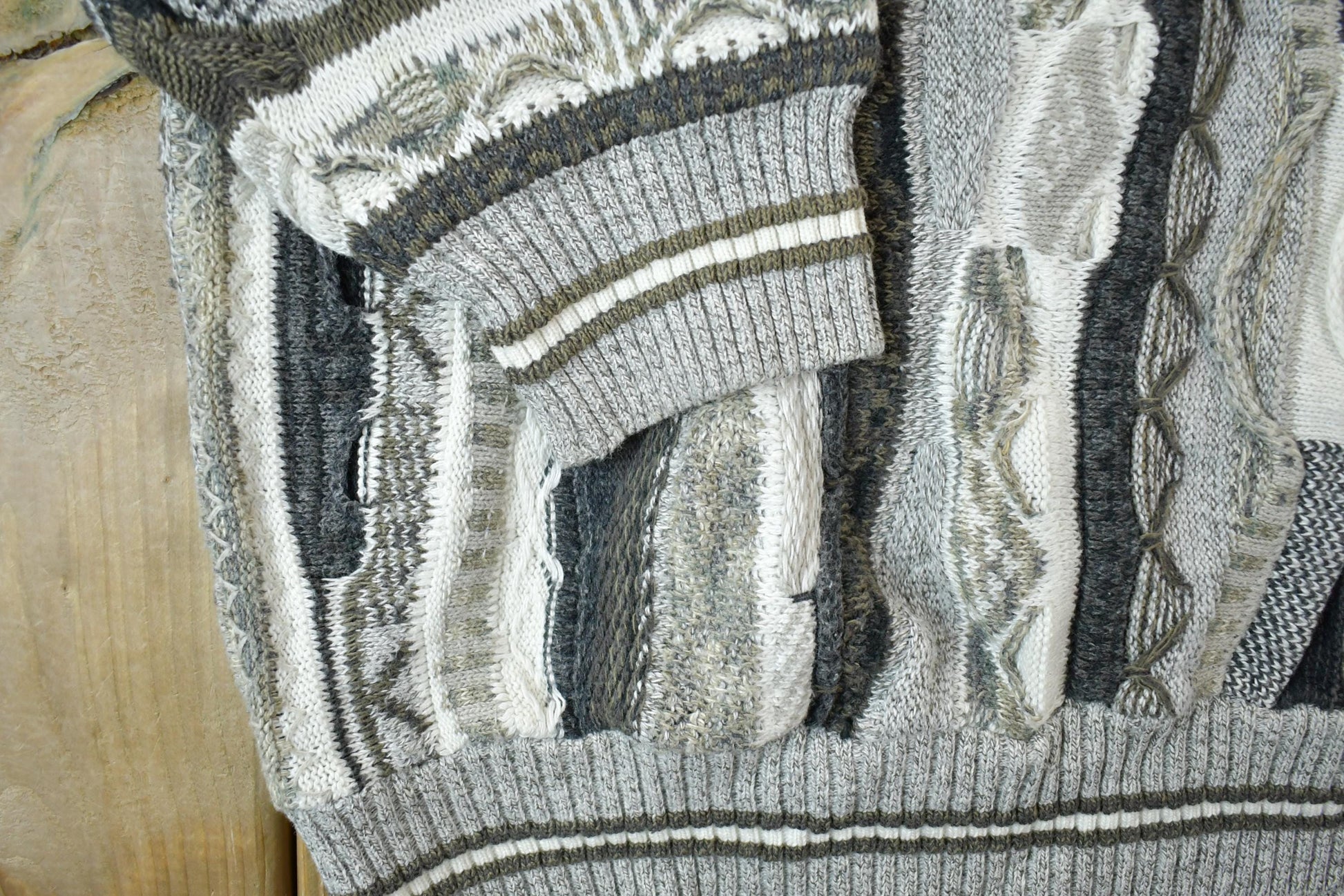 Vintage 1990s Lineage Knit Crewneck Sweater / 90s Crewneck / Made In USA / Preppy