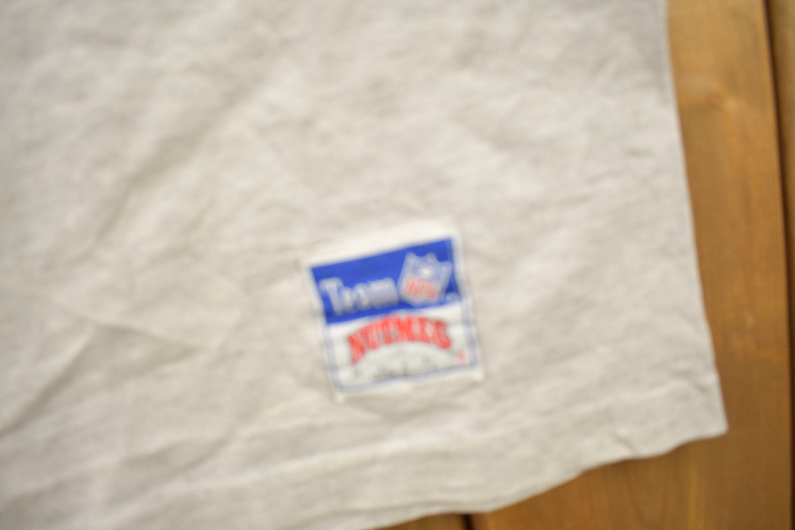Vintage 1990s Cleveland Browns NFL Embroidered Nutmeg T-Shirt