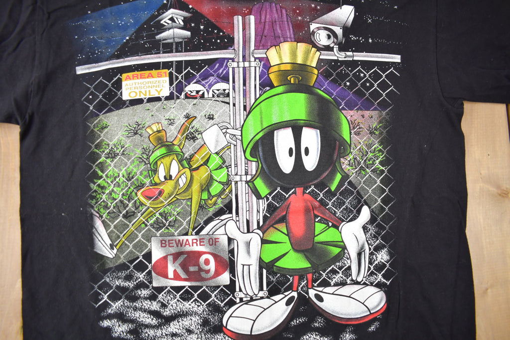 Vintage 1998 Marvin The Martian Looney Tunes Cartoon Graphic T-Shirt Made In USA