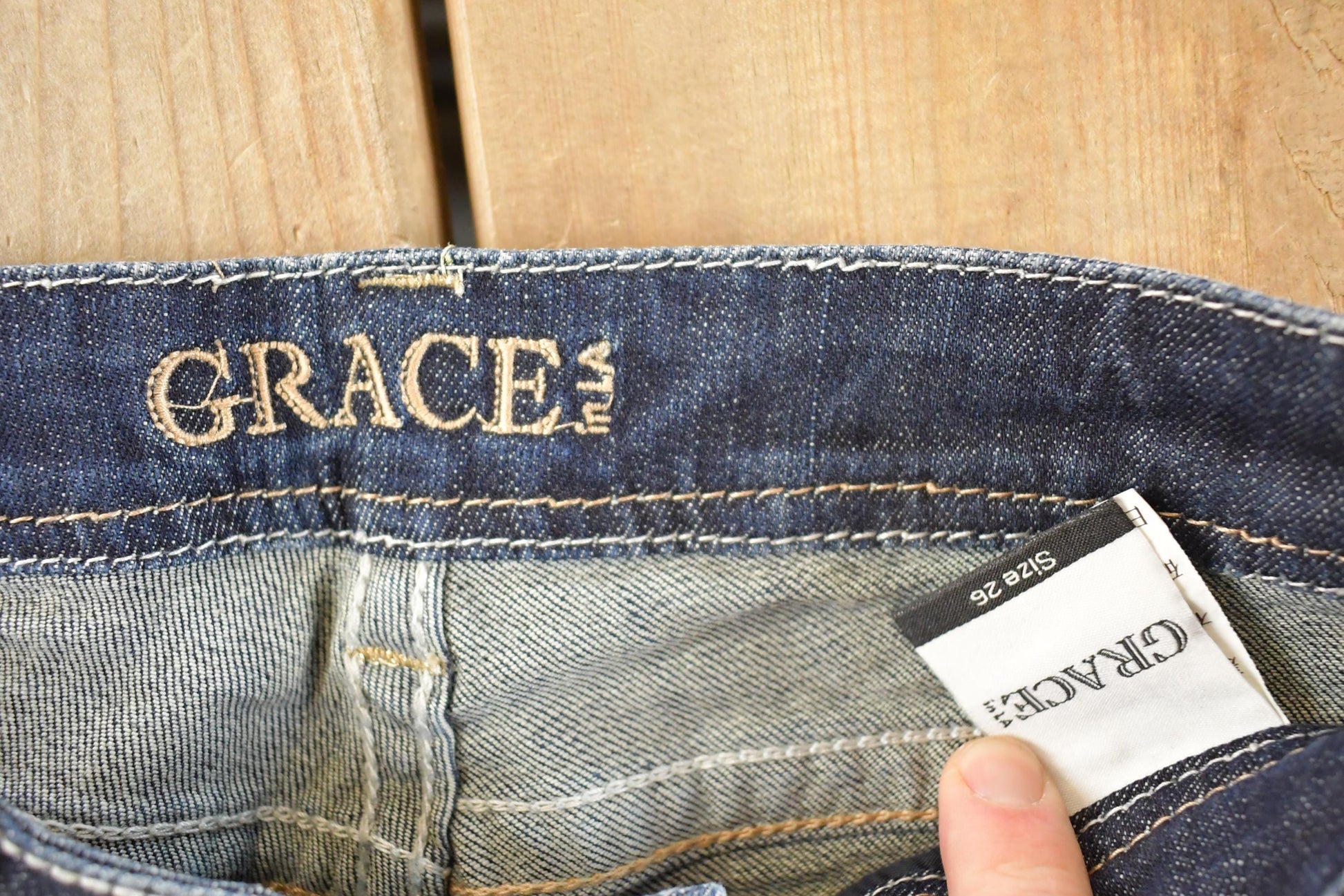 Vintage Deadstock Y2K Grace In LA Bedazzled Bootcut Low Rise Jeans Women's Size 26 x 31