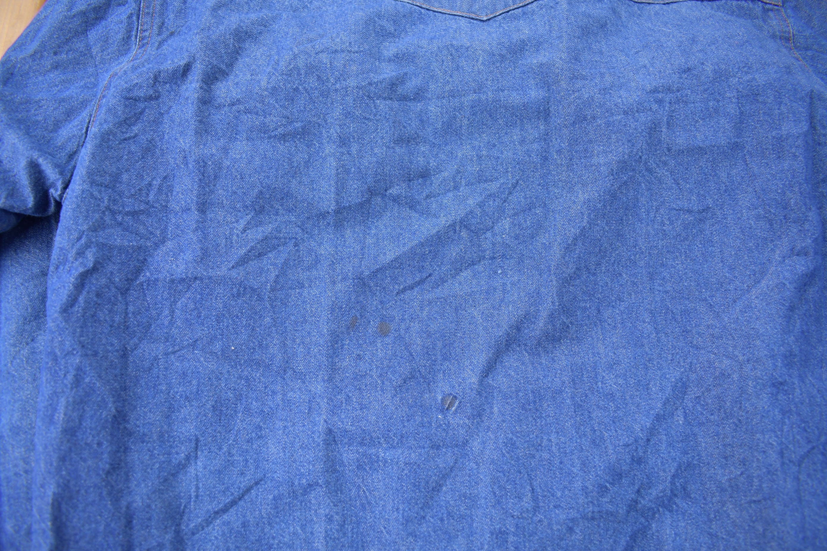 Vintage 1990s Wrangler Western Style Denim Snap Button Shirt