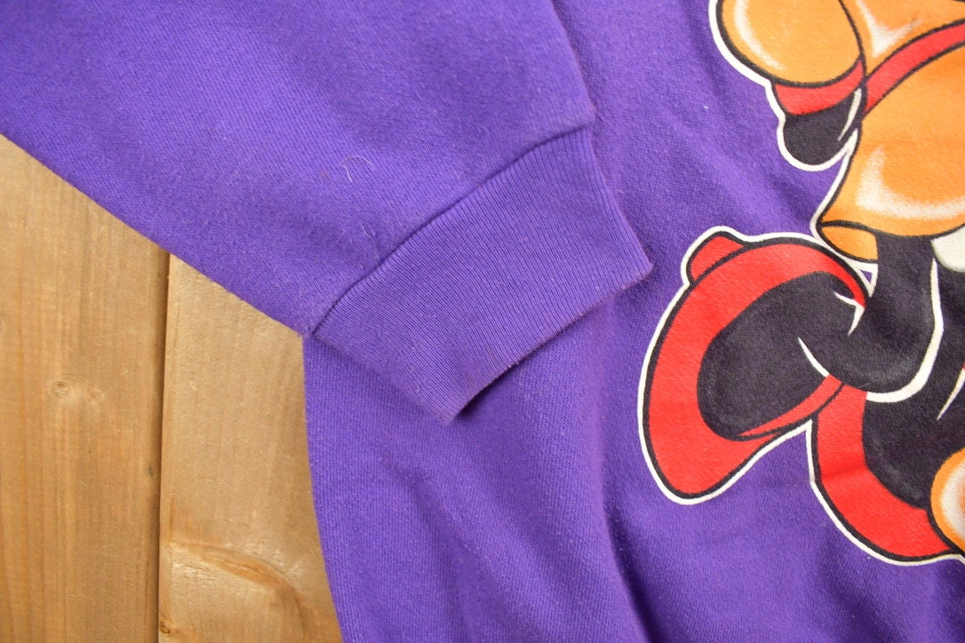 Vintage 1990s Mickey & Minnie Mouse Disney Crewneck / Cartoon Sweatshirt / Pullover Sweatshirt / 90s Disney