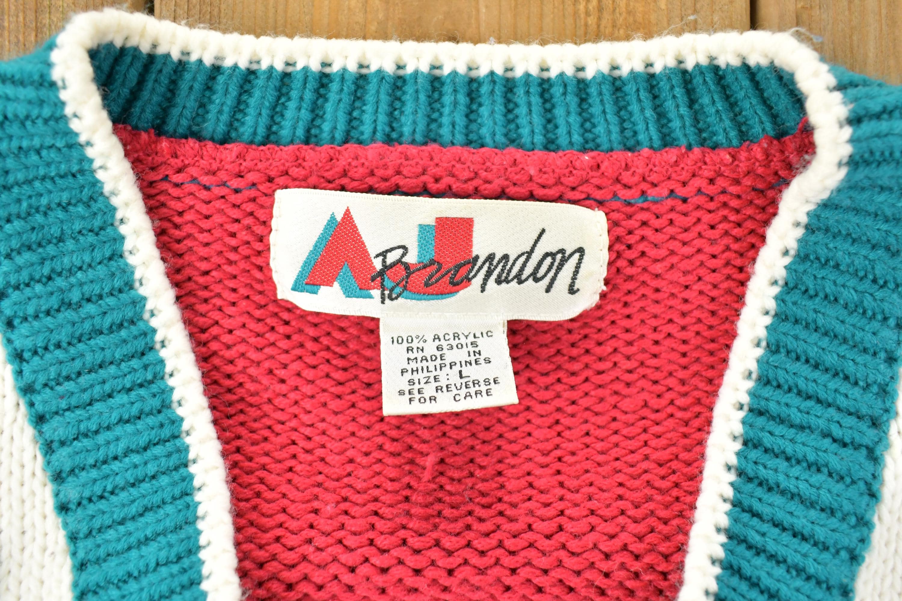 Vintage 1990s AJ Brandon Cable Knit V Neck Sweater