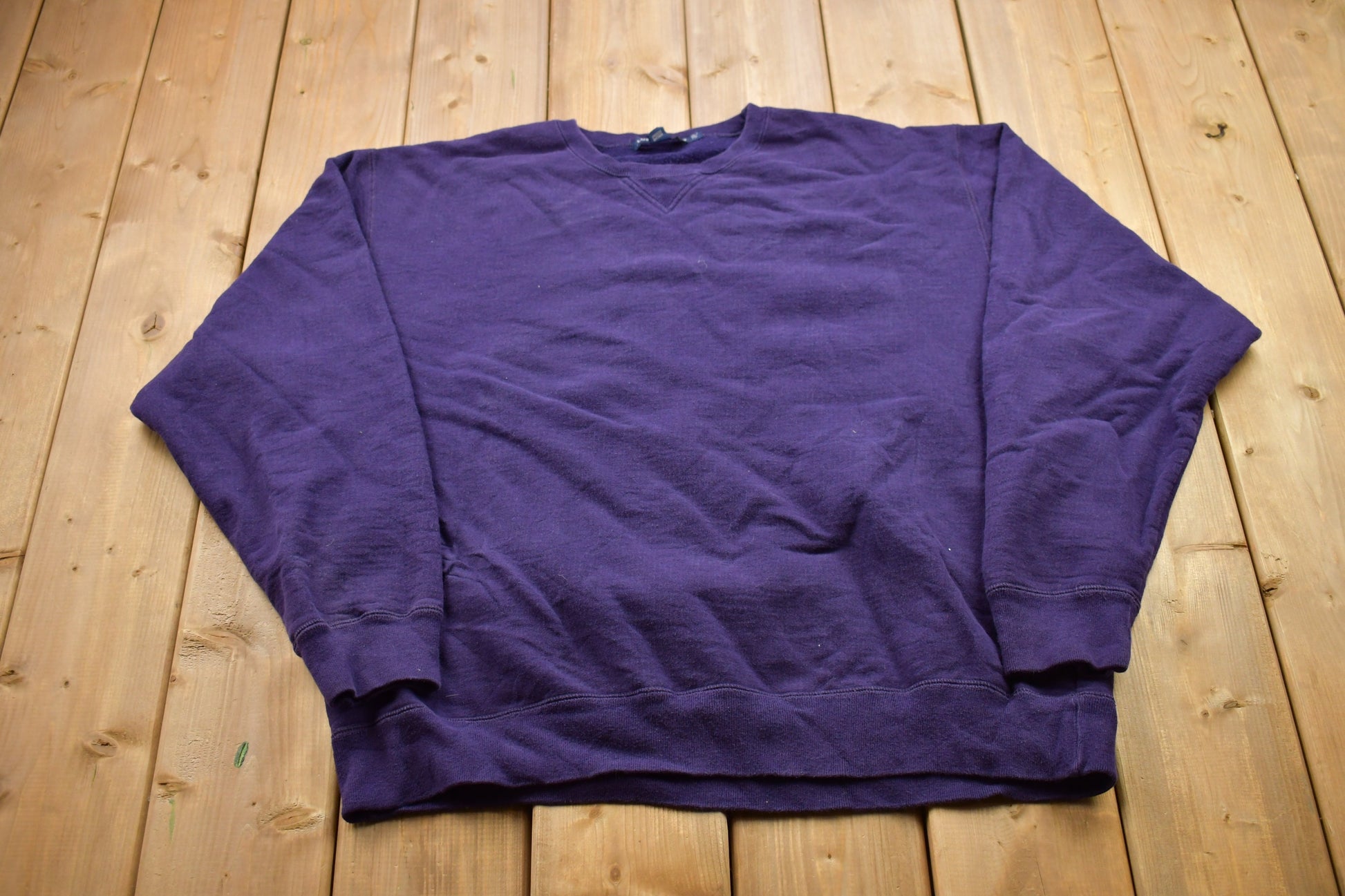 Vintage 1990s Blank Purple Club Monaco Crewneck Sweatshirt