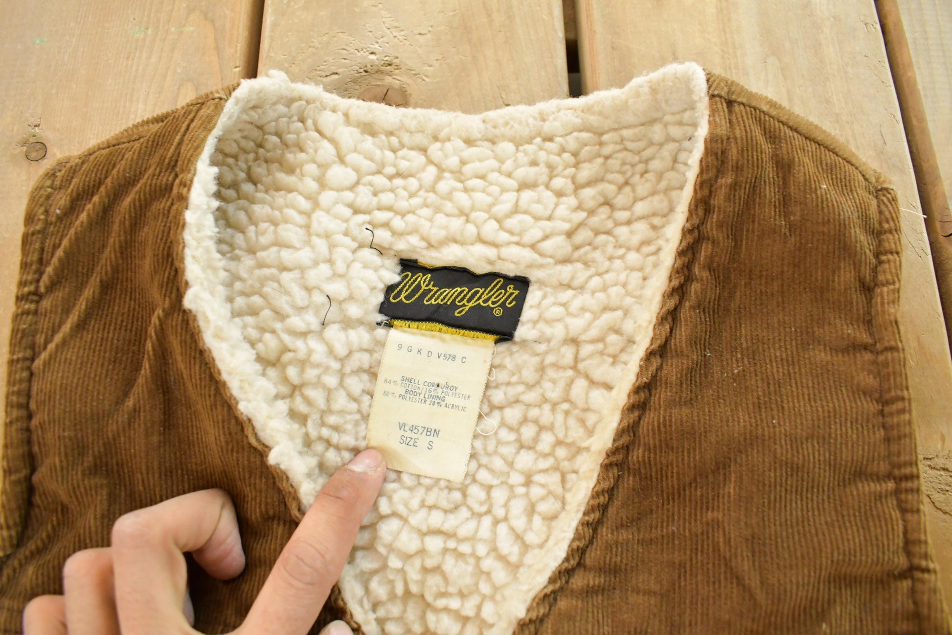 Vintage 1970s Wrangler Sherpa Lined Corduroy Vest Men's Small