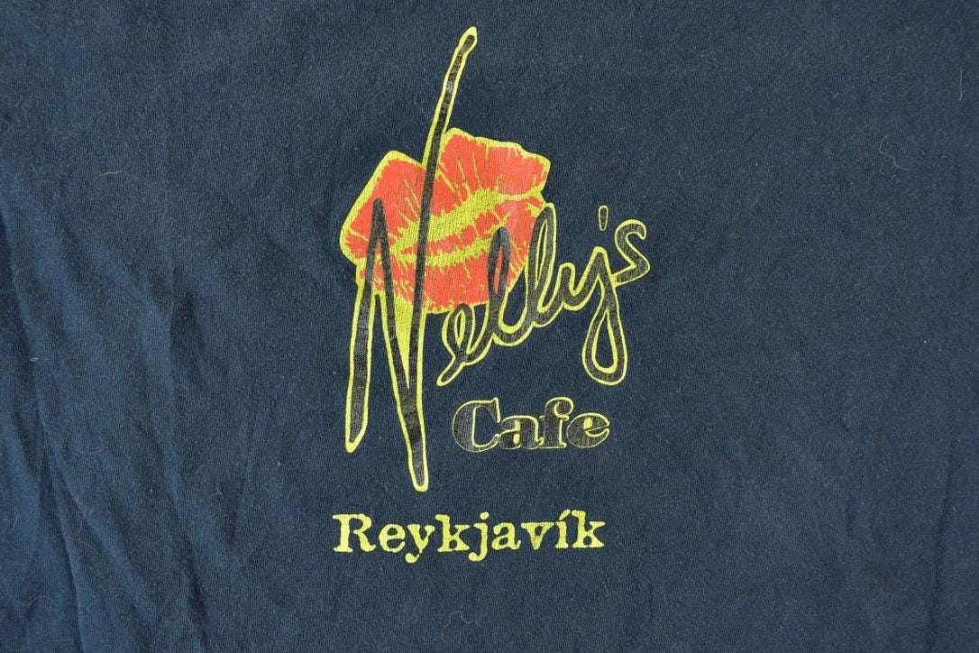 Vintage 1990s Nelly's Cafe Souvenir T-Shirt