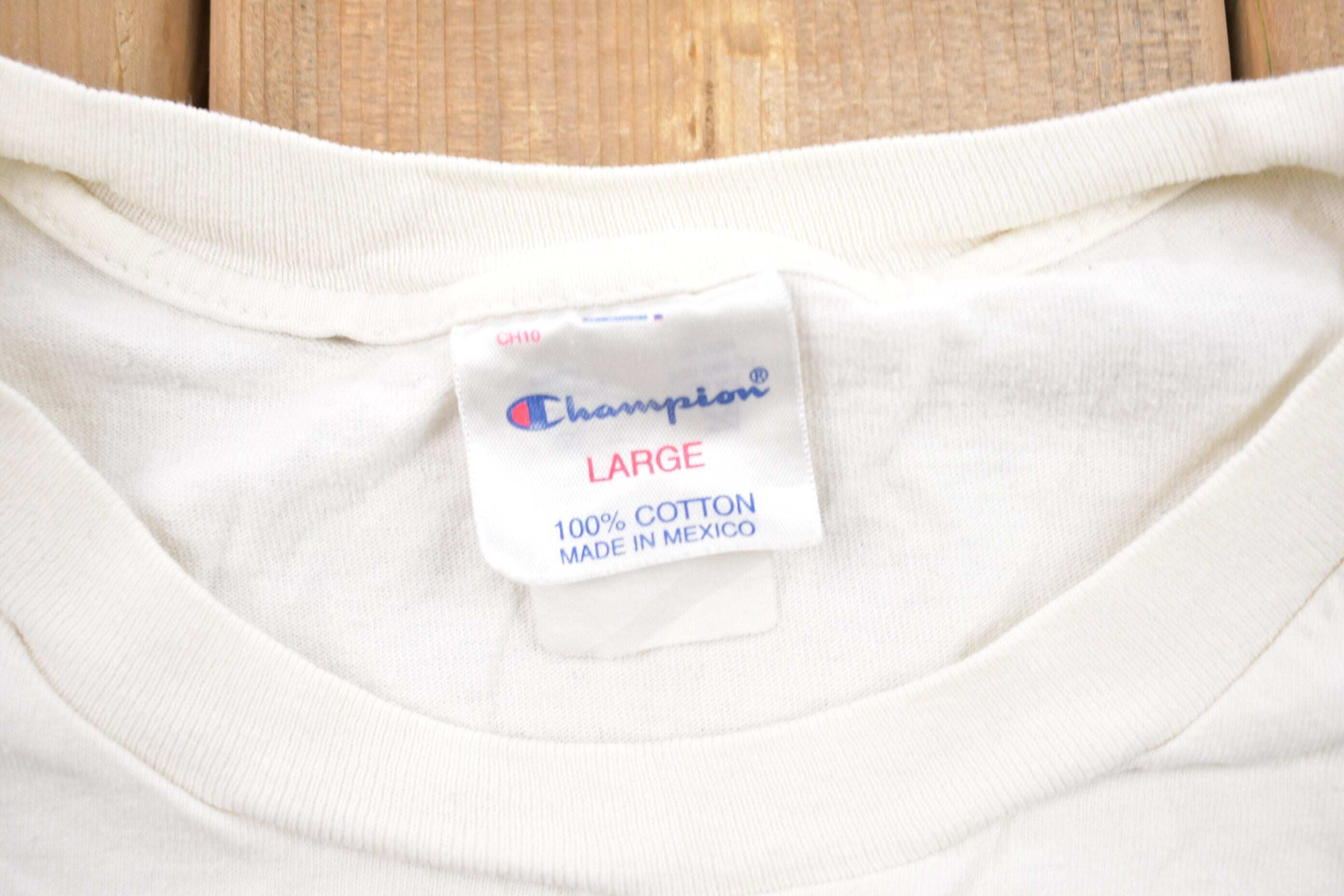 Vintage 2000 Champion NFL Colts Vs Saints Graphic T-Shirt