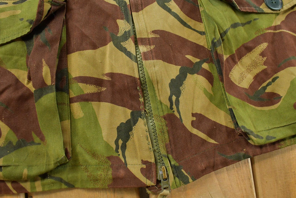 Vintage 1990s Military Smock Jacket Men's L / Button Up Jacket / Army Green / Vintage Army / Streetwear Fashion / Army Jacket