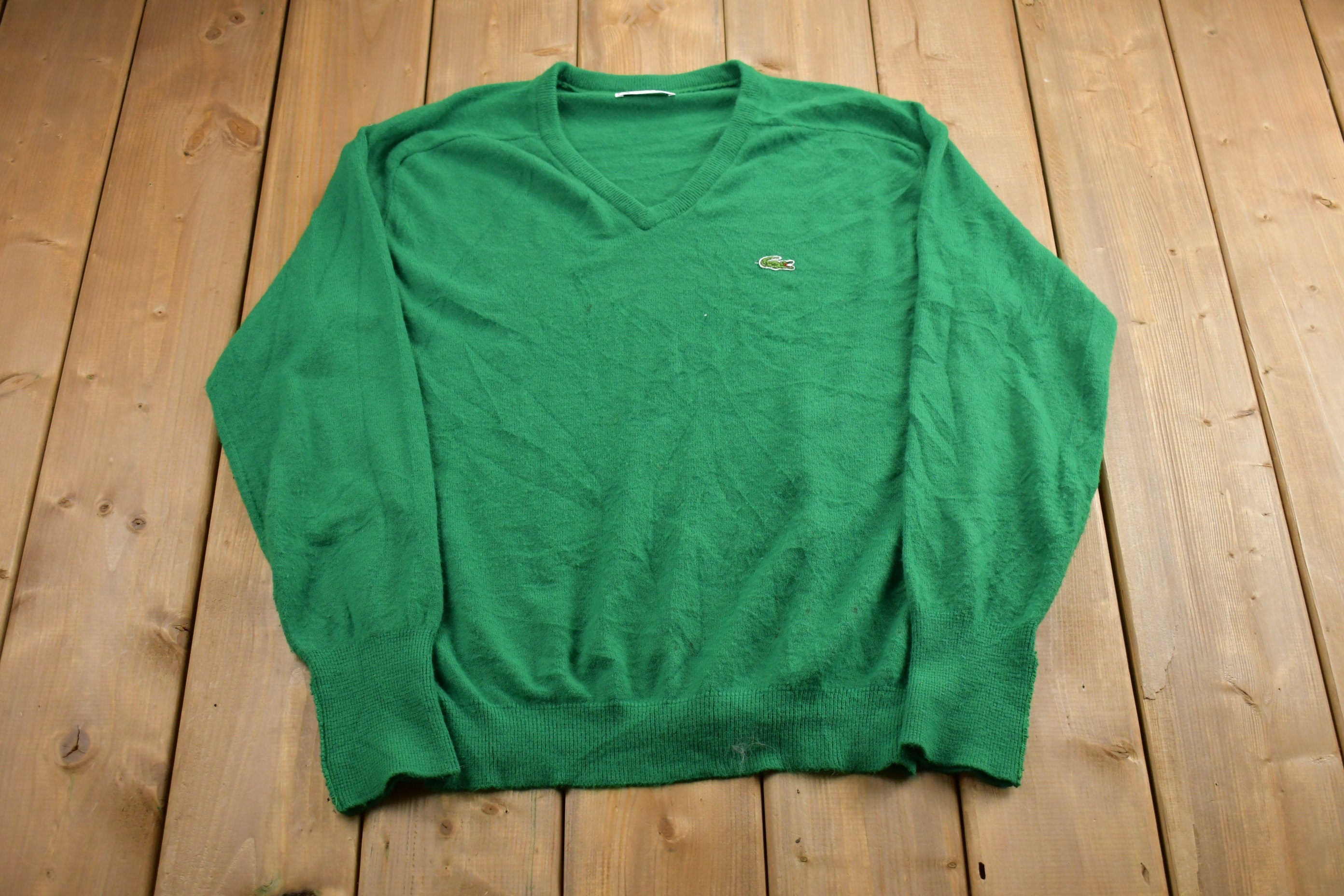 Vintage 1990s Izod Lacoste Knitted Sweater  Vintage 90s V-Neck  Pattern Sweater  Outdoor  Hand Knit  Pullover Sweatshirt