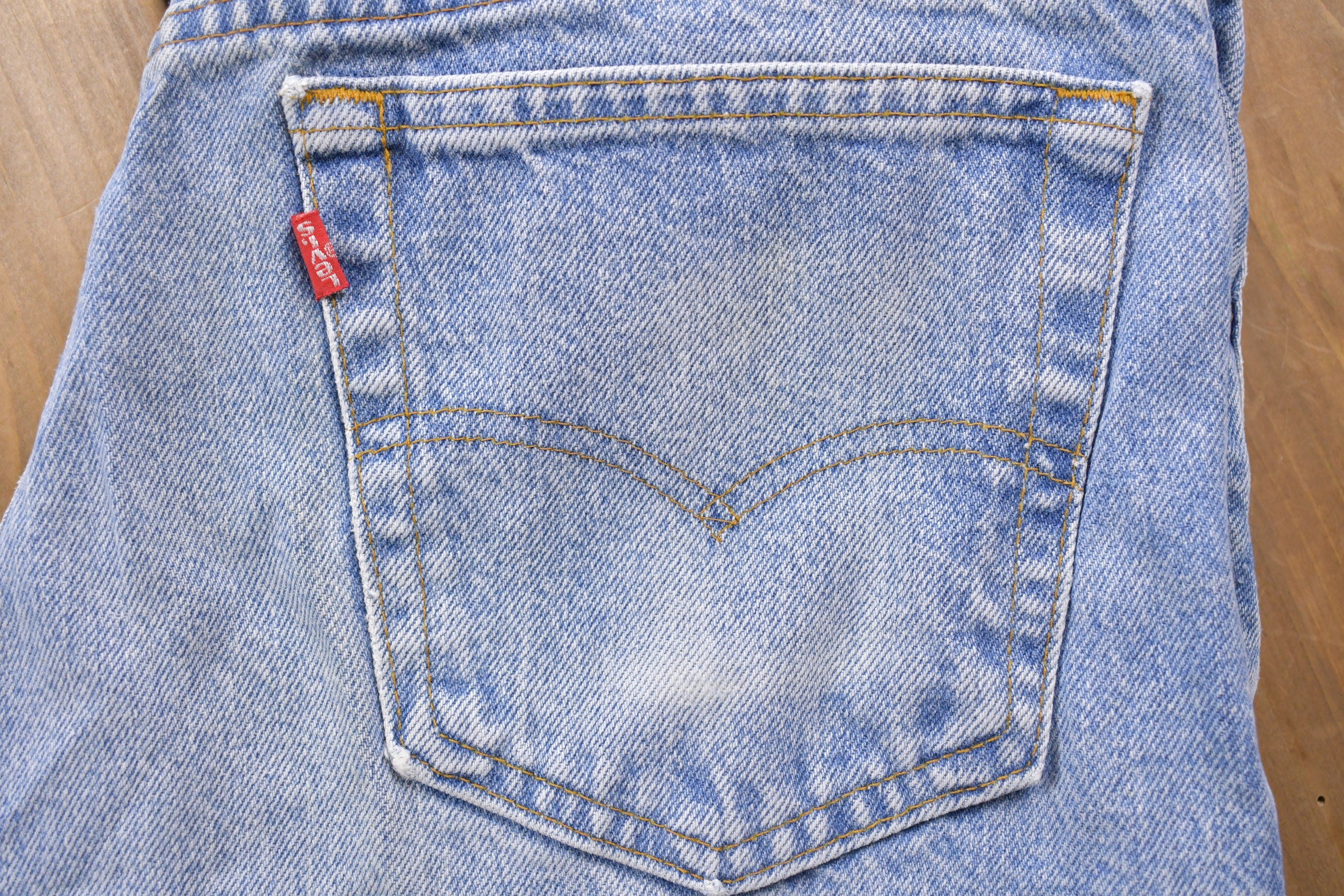 Vintage 1990s Levi's Red Tab Jeans Size 34 x 26