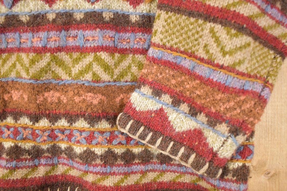 Vintage 1980s Woolrich Abstract Knit V Neck Sweater Women's S / 80s Knitted Sweatshirt / Vintage Preppy Knits