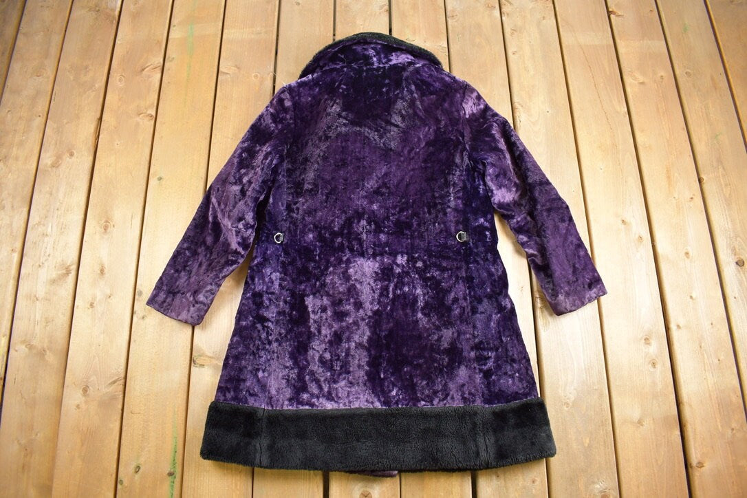 Vintage 1970s Purple Crushed Velvet Coat by Glenoit / Crushed Velvet / Faux Fur / Winter Outerwear / Jacket / Formal / Made in USA