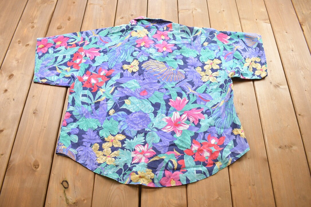 Vintage 1990sMs. Caribou Floral Hawaiian Button Up Shirt