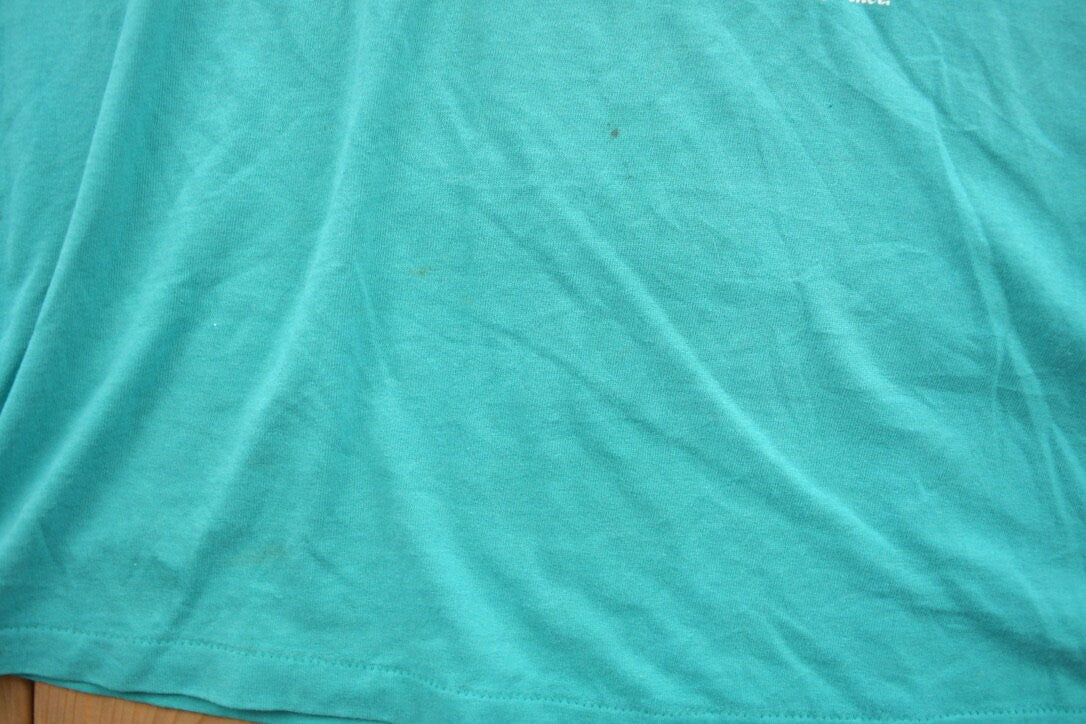 Vintage 1990s Sea World Orca Theme Graphic T-Shirt
