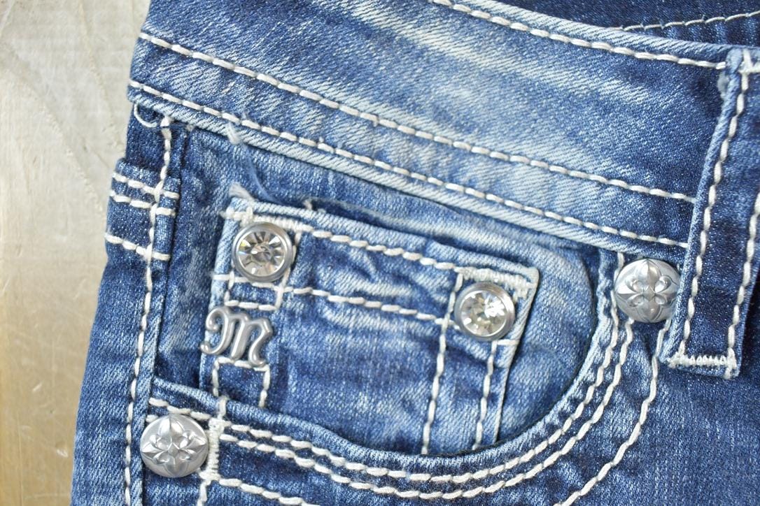 Vintage Y2K Miss Me Bedazzled Low Rise Jeans Size 26x31