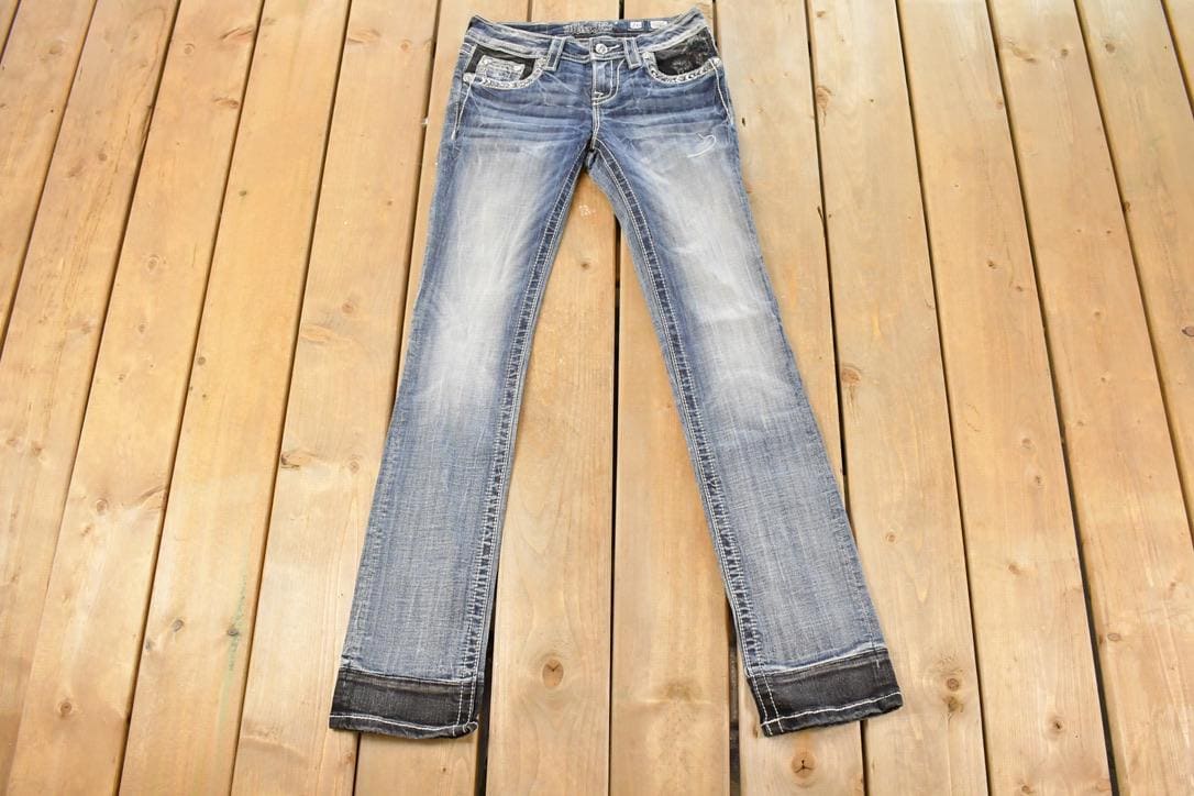 Vintage Deadstock Y2K Miss Me Bedazzled Low Rise Jeans Women's Size 26x31