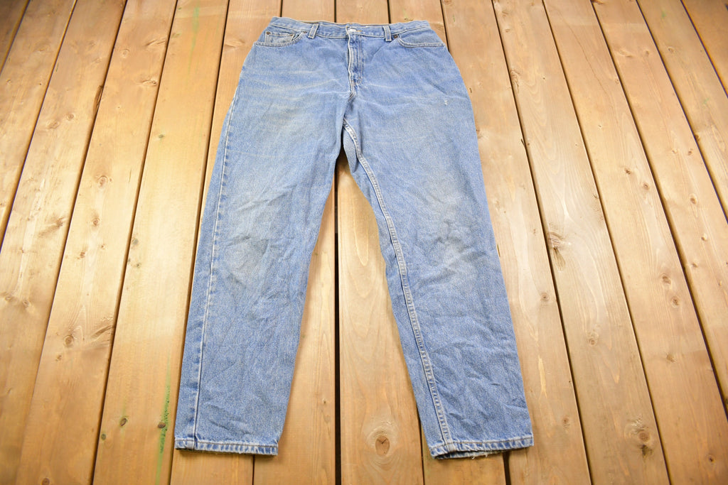 Vintage 1990s Levi's 550 Medium Wash Women's Jeans Size 32 x 30
