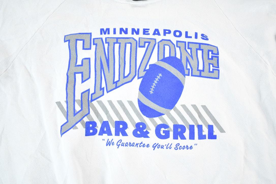 Vintage 1990s Screen Stars Minneapolis End Zone Bar And Grill Crewneck Sweatshirt Mens XL