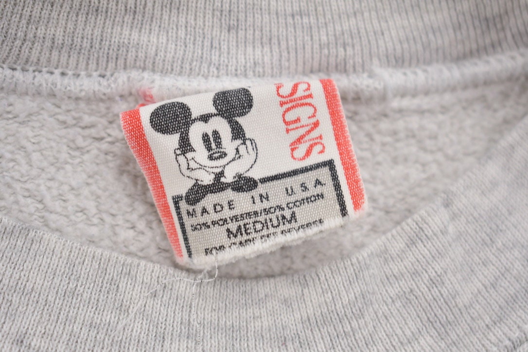 Vintage 1990s Minnie Mouse Disney Epcot Center Crewneck