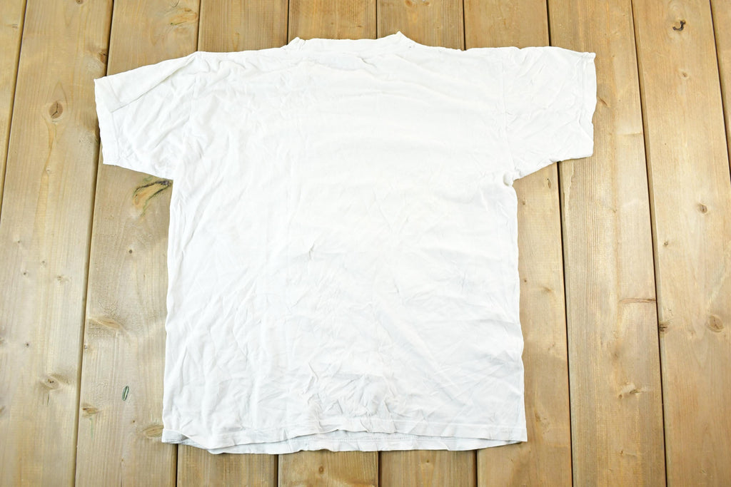 Vintage 1990s Arizona Triple Wolf Souvenir T-Shirt Mens M