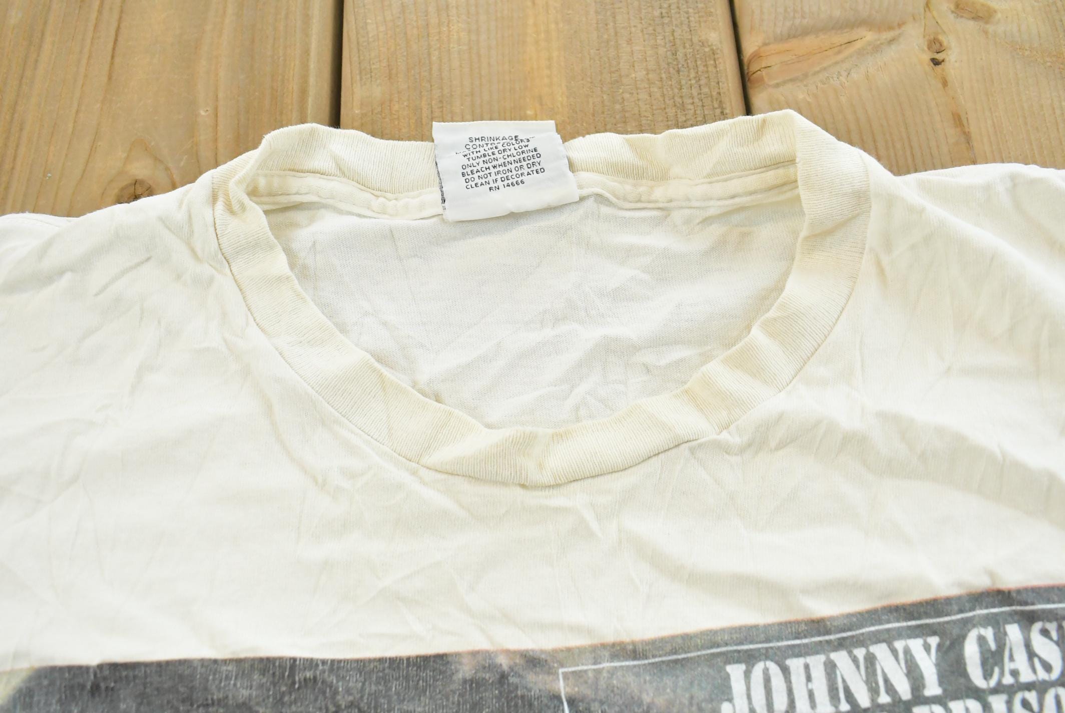 Vintage 1990s Johnny Cash At Folsom Prison Country Music T-Shirt Men's L / 90s Made in USA / Single Stitch / Music Band Tee