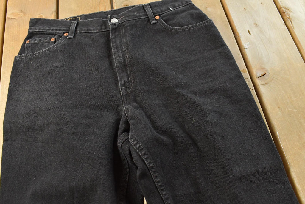 Vintage 1990s Levi's 550 Relaxed Tapered Black Denim Jeans Women's 31 x 27 / 90s Denim / Faded Jeans / Streetwear