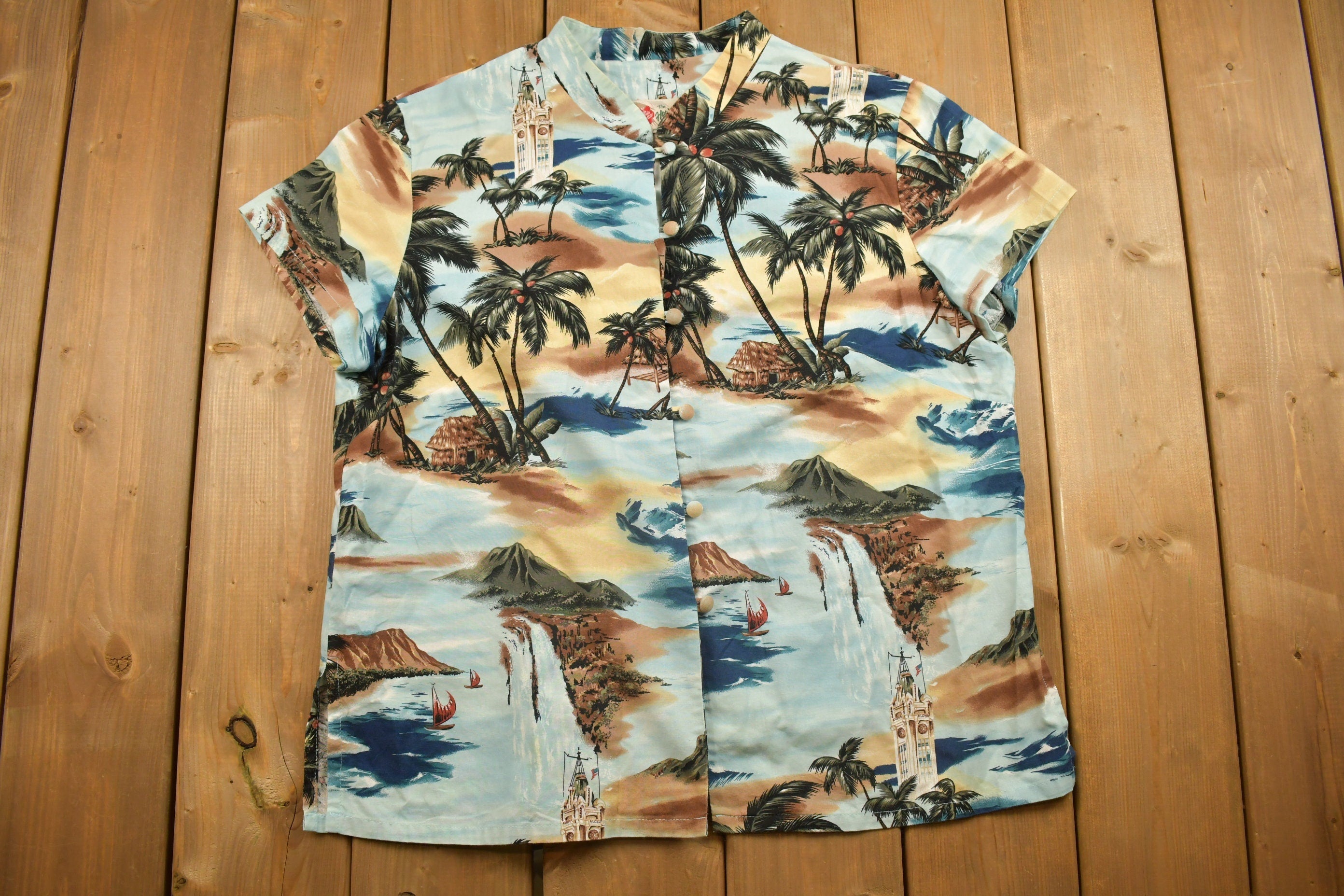 Vintage 1970s Hawaiian Original Button Up Shirt