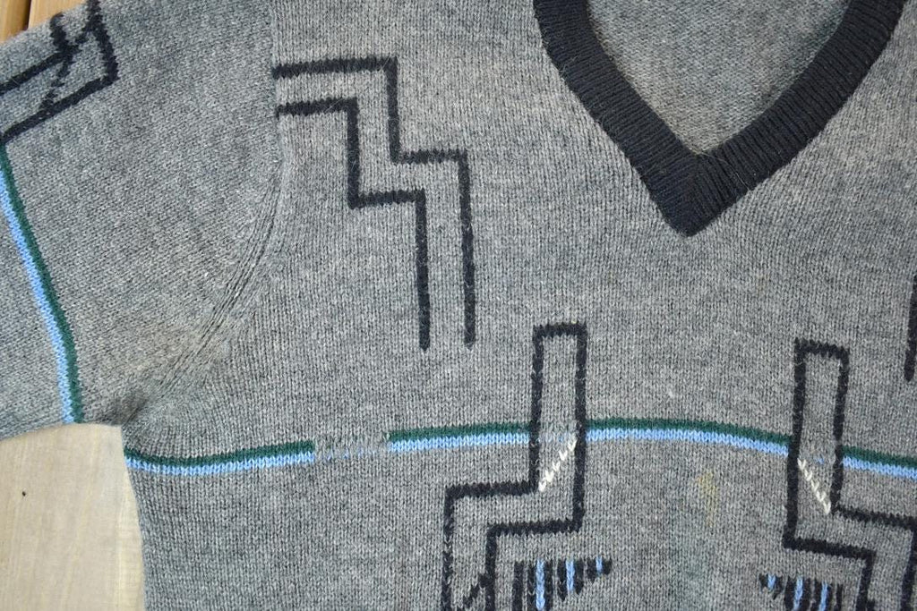 Vintage 1990s Knit V Neck Sweater / 90s Crewneck / Made In USA / Preppy
