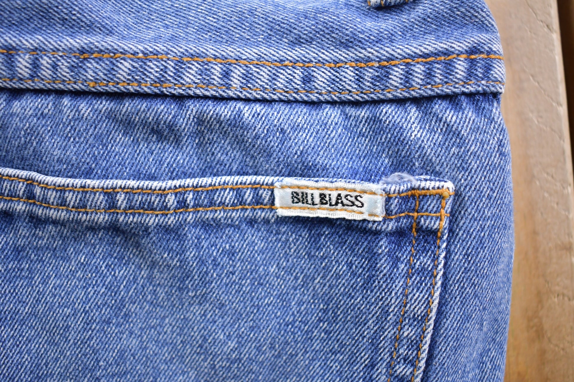 Vintage 1990s Bill Blass Jeans Size / American Vintage / Workwear / Streetwear / Vintage Pants / True Vintage / Medium Wash