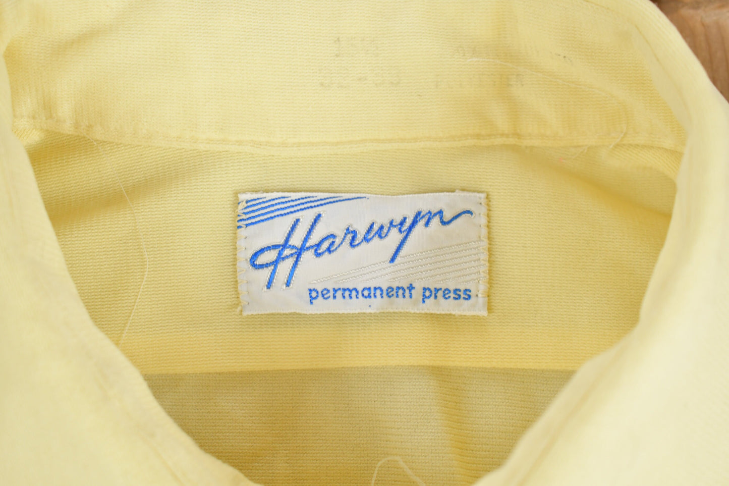 Vintage 1980s Harwyn Solid Button Up Shirt / 80s Button Up / Vintage Dress Shirt / Basic Button Up / Yellow / 80s