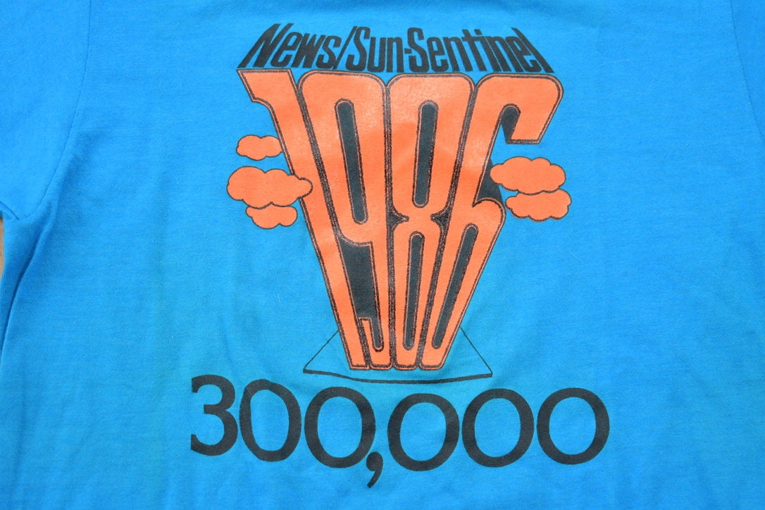 Vintage 1986 News Sun Sentinel 300,000 Souvenir T-Shirt