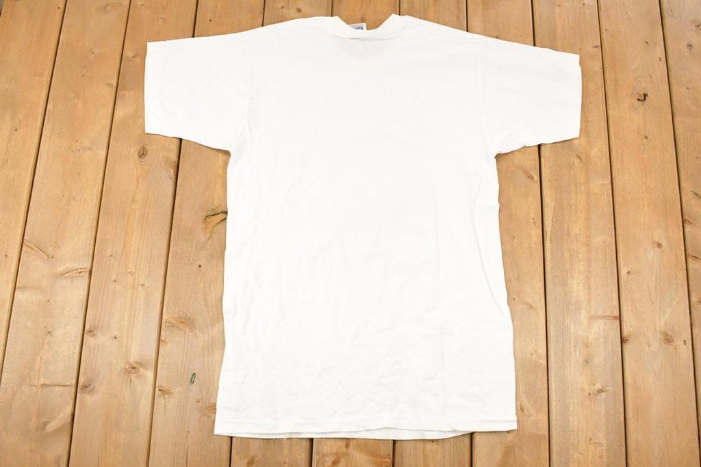 Vintage 1992 Delicate Balance Dolphin Graphic Print Souvenir Ocean T-Shirt Men's M