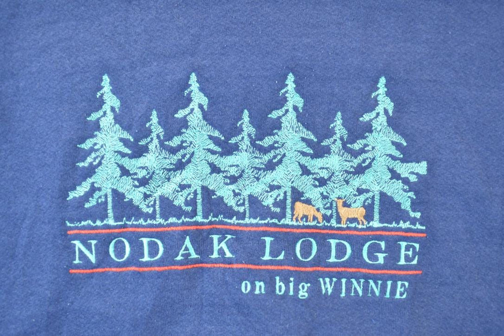 Vintage 1990s Nodak Lodge Big Winnie Crewneck Sweatshirt