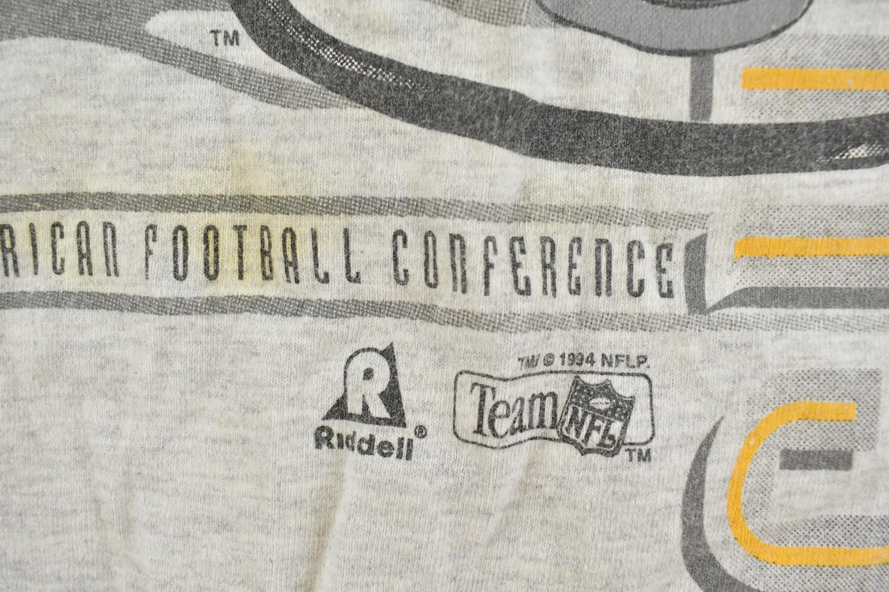 Vintage 1990s Pittsburgh Steelers NFL Graphic T-Shirt